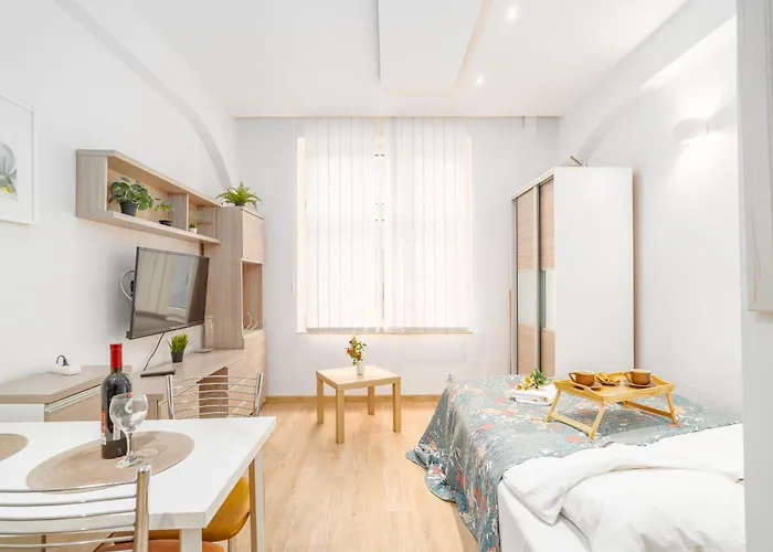 Old Town N1 - By Rentujemy Apartment *